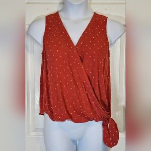 Universal Thread, sleeveless, red, blouse. Size S